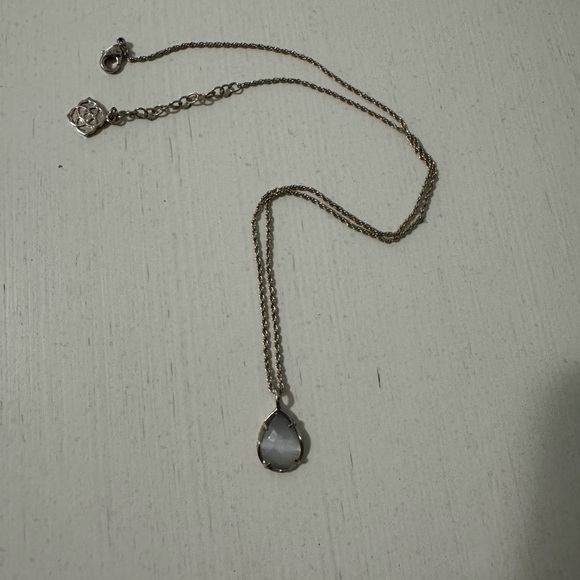 Kendra Scott Kiri Teardrop Necklace - Picture 3 of 4